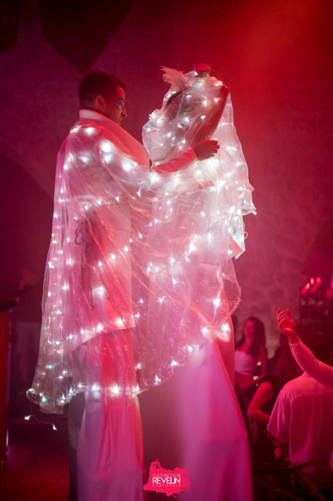 private-club-night-image