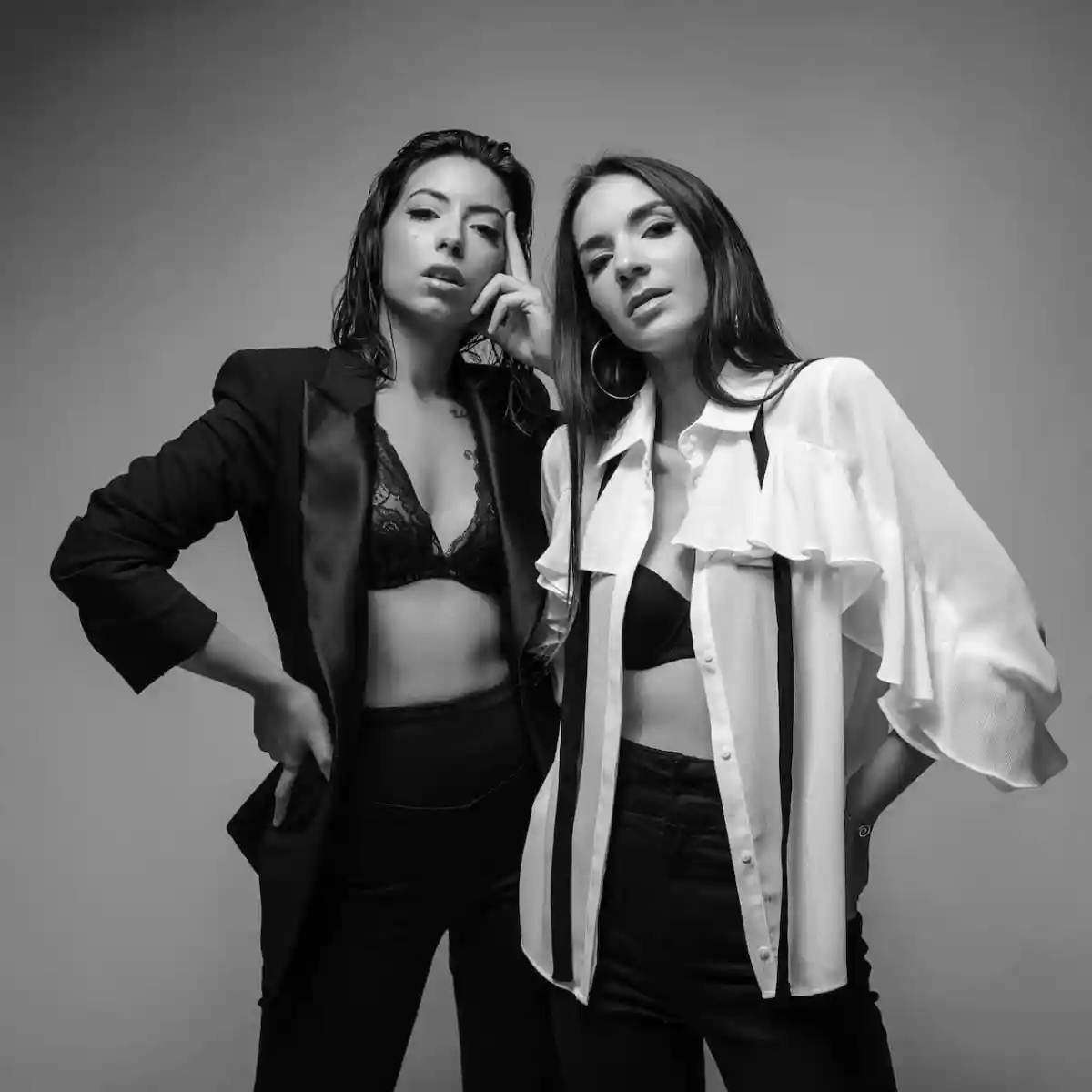 Artist Gioli & Assia