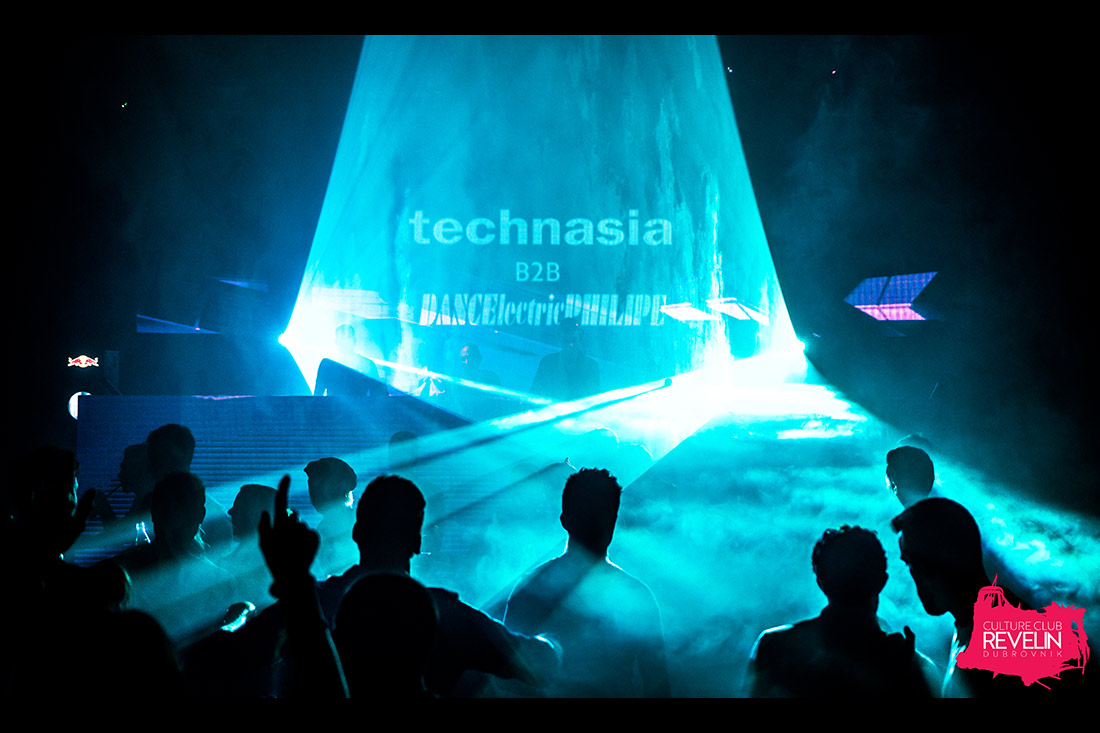 Great atmosphere at Technasia, lightshow