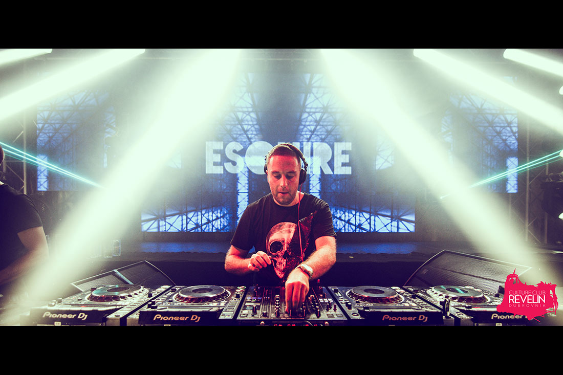 DJ Esquire on Revelin stage